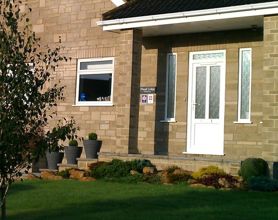 Mead Lodge B&B Corsham Buitenkant foto