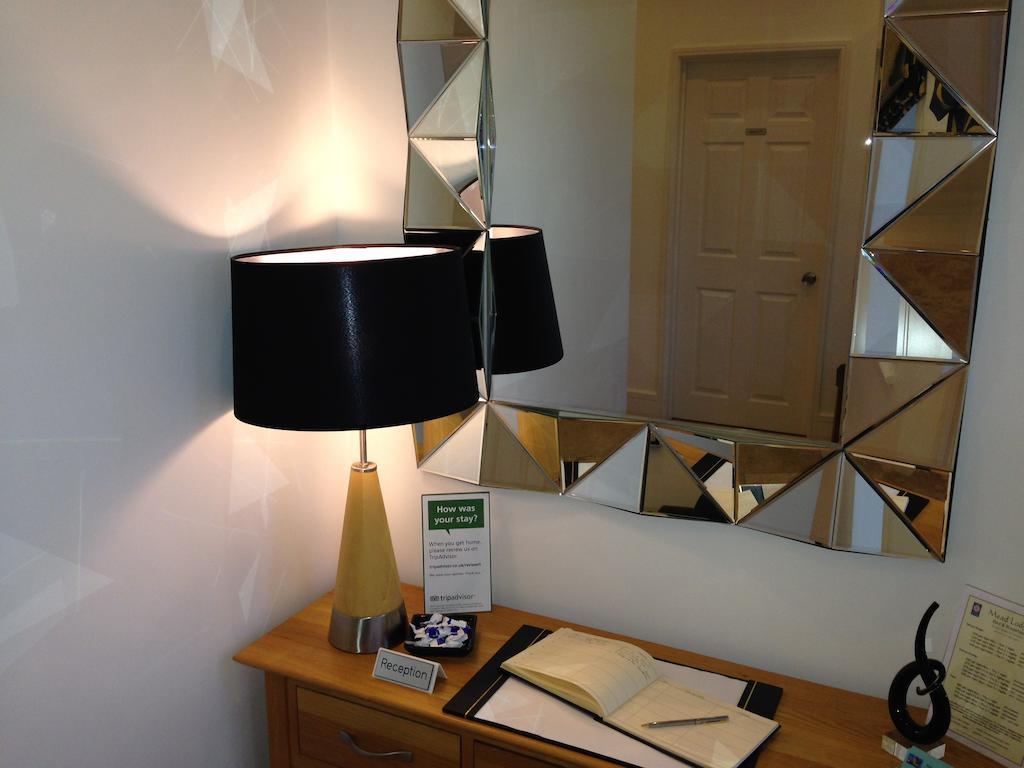 Mead Lodge B&B Corsham Buitenkant foto